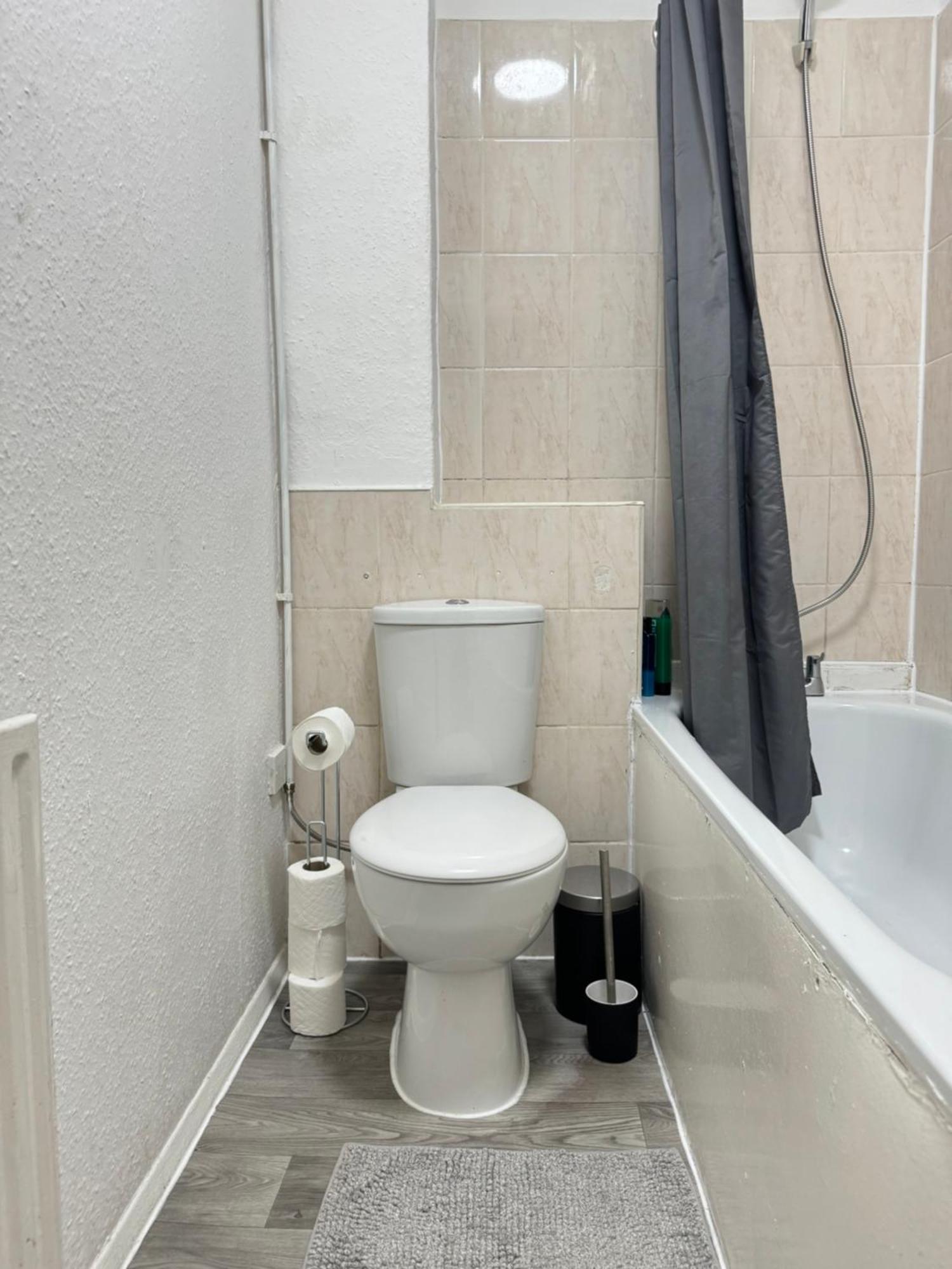 2 Bed Apt Sofa Bed Up To 6 London Eksteriør billede